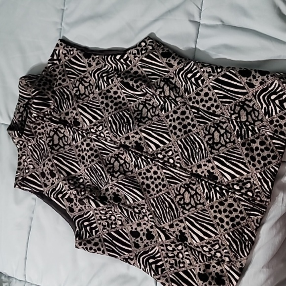 ERIN LONDON Patchwork Animal Print Vest Women's M NWOT Condition
